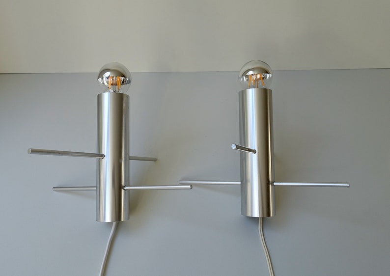 Great condition pair set of 2 Raak Amsterdam Krekel Otto Wasch adjustable aluminium silver table lamps desk lights Dutch design mid century image 6