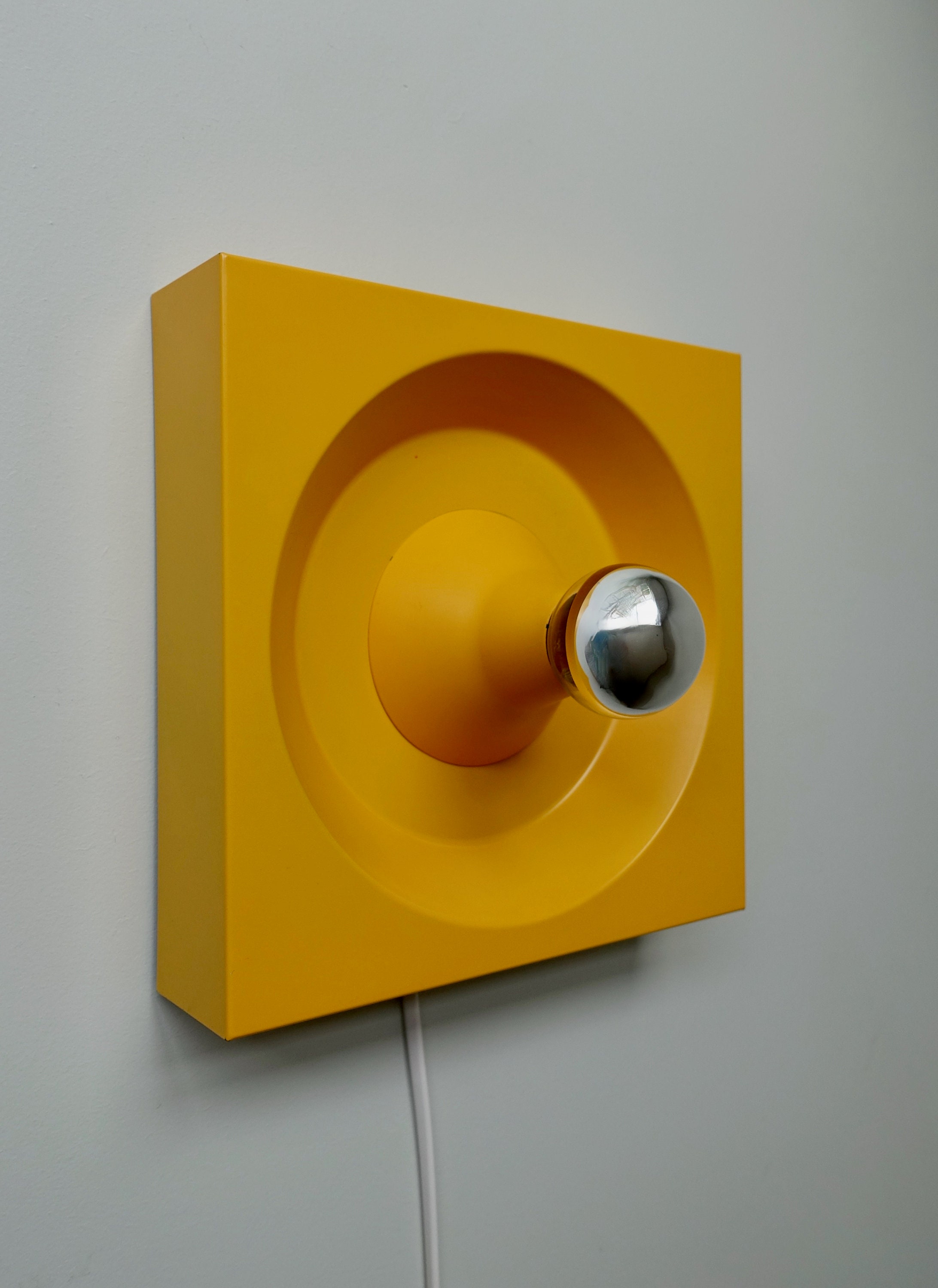 Klaus Hempel Kaiser Leuchten Dark Yellow Graphic Limelight