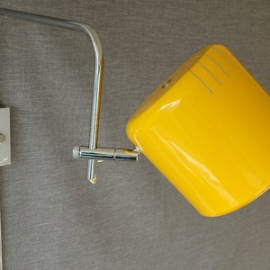 Large mid century Herda Amsterdam arch arc adjustable flexible metal wall lamp light yellow shade chromed Dutch coupé model modern