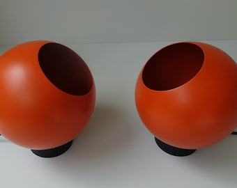 Set of 2 vintage adjustable orange ball eye tilt-able aluminium wall table lamps lights 1970s mid century modern design Arteluce attributed