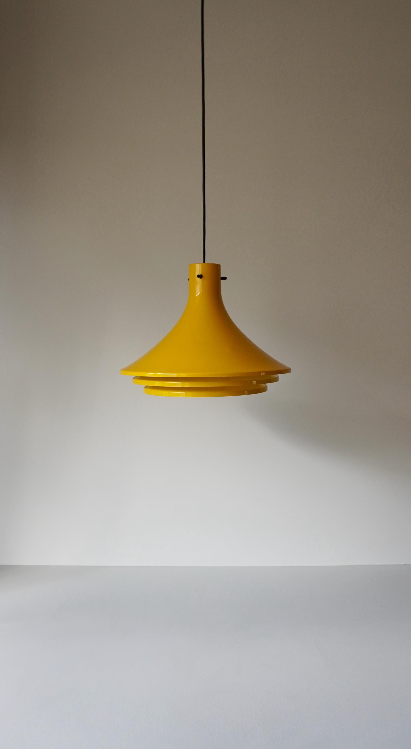 Very Pretty Yellow Pagode Layered Aluminum Pendant Light Hanging