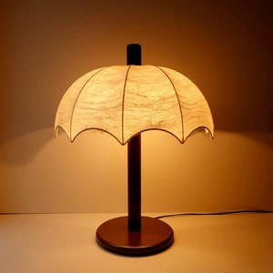 Atemberaubende und seltene, sehr große XXL-Tischlampe in Schirmform mit Kokonschirm, hellbraune Metallblase, George Nelson Flos, Mid-Century Modern, 1970er Jahre