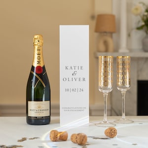 Gepersonaliseerde verlovingsfles doos Gepersonaliseerde verlovingscadeau wit gelamineerd cadeau Gepersonaliseerde verloofde champagne geschenkdoos cadeau paar