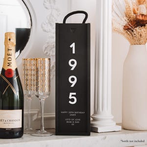 Gepersonaliseerde verjaardag flessendoos Gepersonaliseerde verjaardagsjaar wijn champagne doos houten flessendoos gegraveerd gelukkige verjaardag gepersonaliseerd cadeau