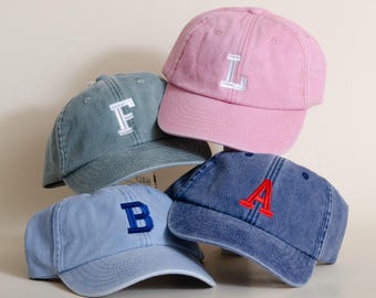 Personalisierte Initial Junior Vintage Cap | Individuell bestickter Hut | Gewaschene Baumwolle Dad Cap | Unisex verstellbare Kinder Baseballmütze