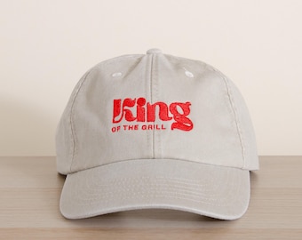 King of the Grill bestickte Mütze | Vintage gewaschene Baumwolle verstellbarer Hut | Grillgeschenk für Ihn