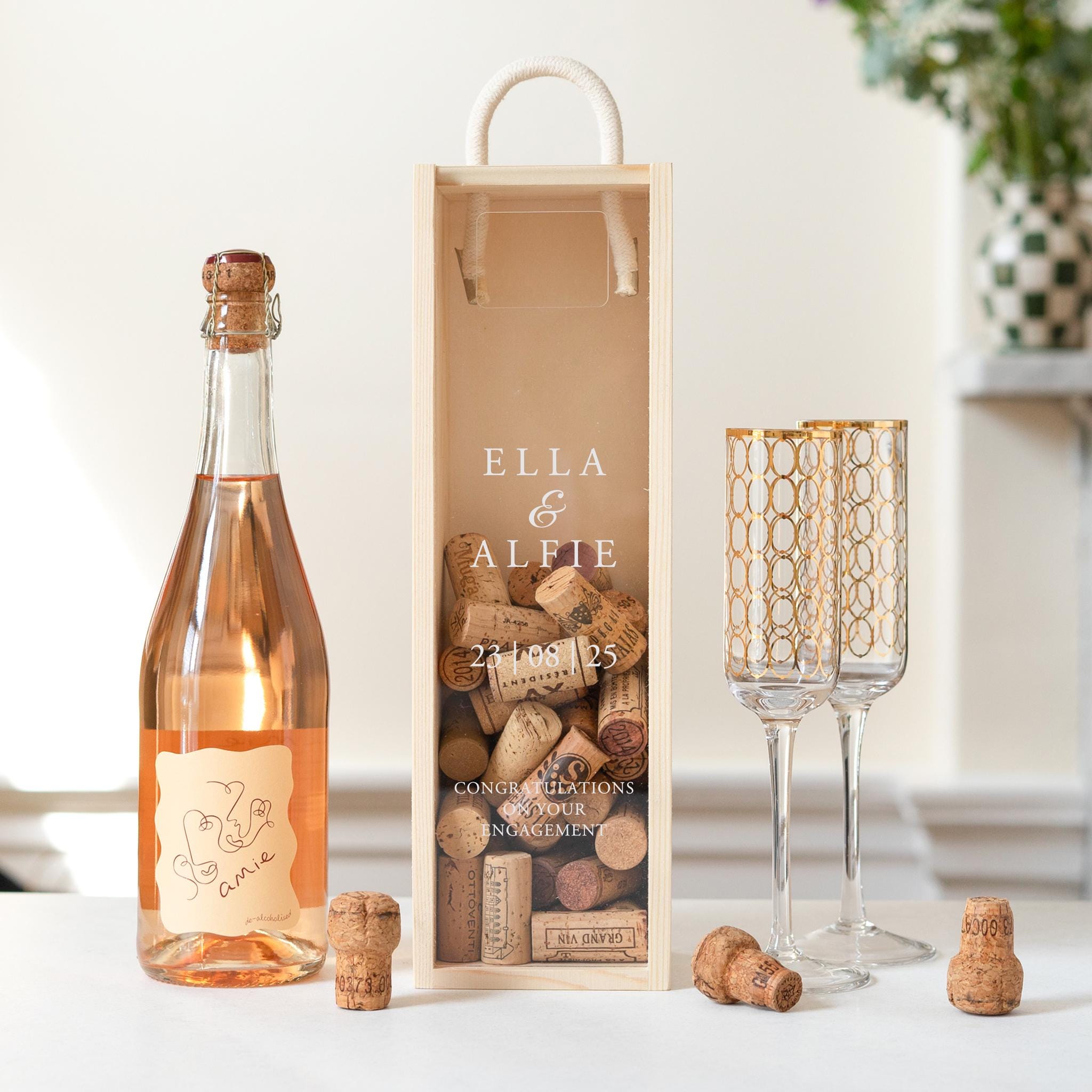 Caja de botella de compromiso personalizada, regalo de compromiso  personalizado, corcho de champán personalizado, botella de vino de madera,  regalo de boda para pareja - Etsy México, image size:2048x2048