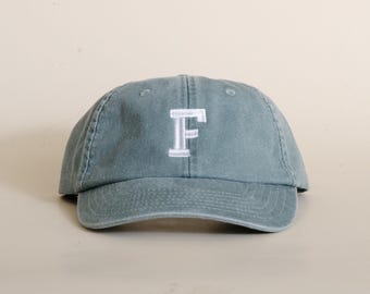 Personalisierte Initial Vintage Cap | Bestickte gewaschene Baumwolle Dad Hat | Verstellbar Unisex