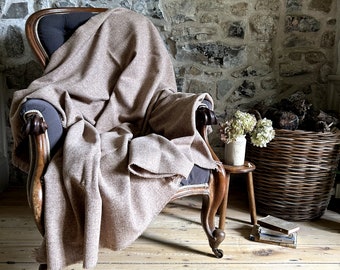 Harris Tweed Latte - Große Luxus-Decke aus reiner Wolle - 150 x 200 cm