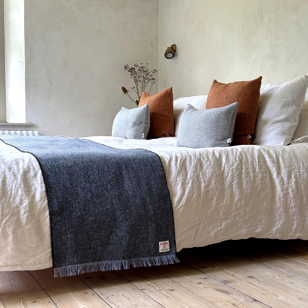 Harris Tweed Lomond Barleycorn - Luxury Bed Runner - Etsy