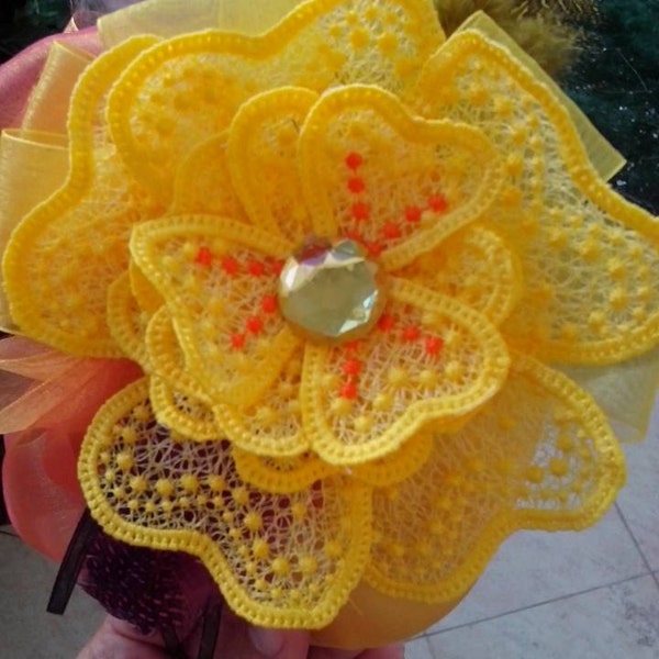 Fleur FSL, motif de broderie fleur en dentelle sur pied, anneau de fleurs, grande fleur à broder, broderie 3D, fleur d'été 5 x 7, 4 x 4