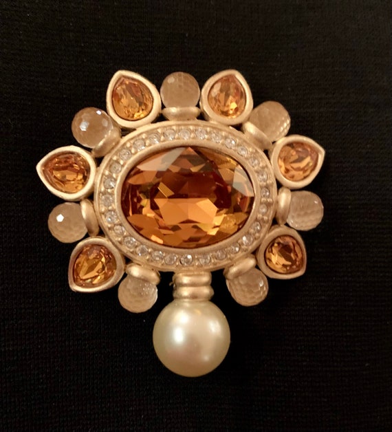 Swarovski Crystal  Brooch / Pin