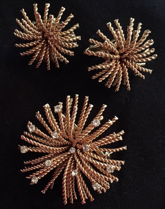 Mid Century Atomic Brooch / Pin and Earring Set - image 2