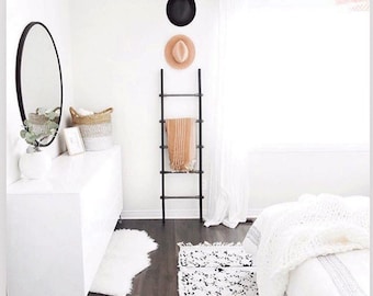 ENVÍO GRATIS Escalera para mantas delgadas // Escalera para colchas elegantes y sólidas // Escalera para mantas moderna // Escalera para toallas moderna de madera con tubos