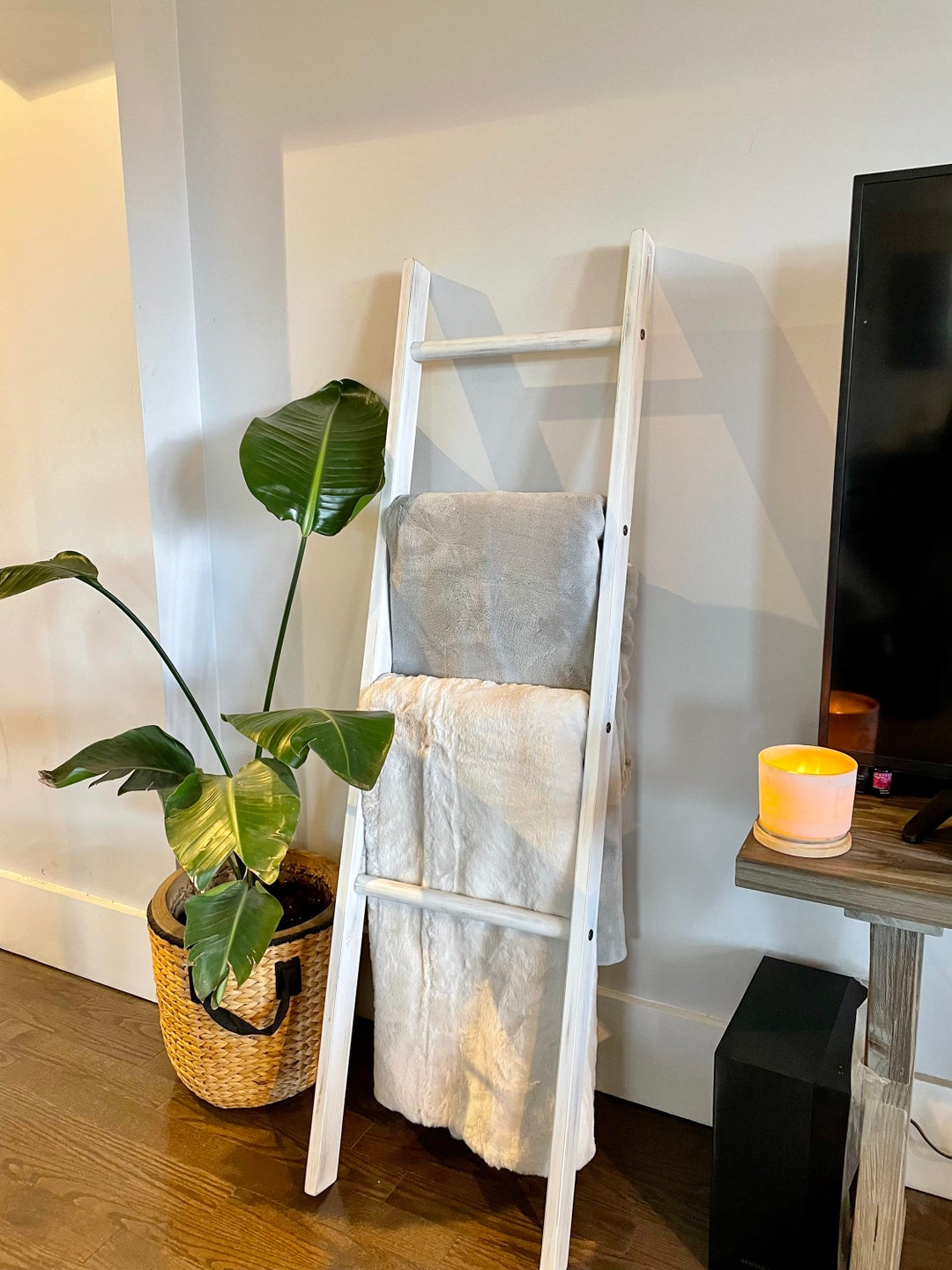 Rustic Wood Blanket Ladder Distressed White Towel Ladder Weathered