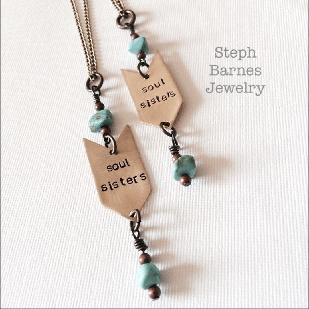 アクセサリー saku_riko.sisters 2 'soul Sisters' Necklaces in Bronze With Turquoise Detail - Etsy