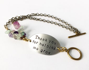 Teacher bracelet in silver tone with flourite detail