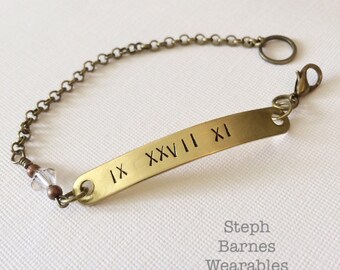 Roman numeral minimalist brass bracelet. Bronze bracelet. Mothers bracelet. Simple bracelet. Date bracelet. Push gift.
