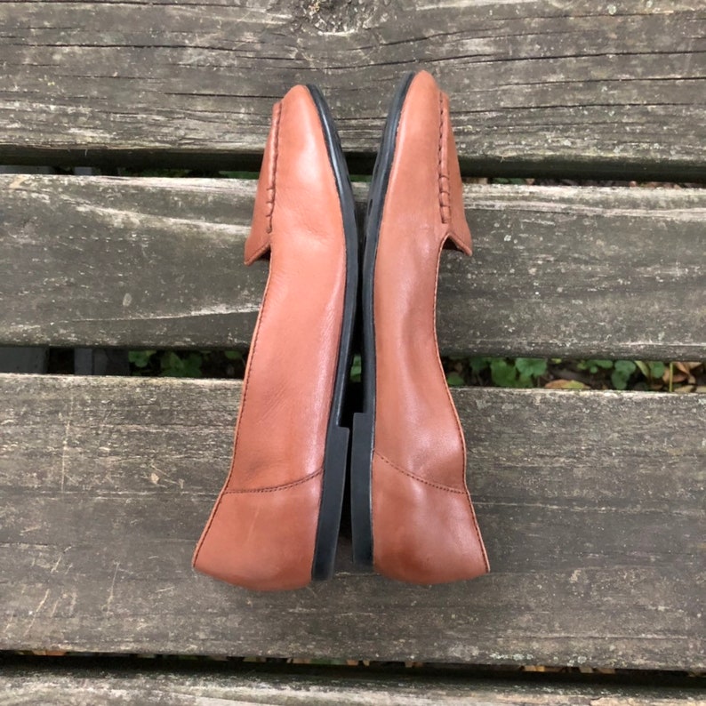 Size 5.5 W Brown Leather Slip Ons Flats Honors Wide Width Women/'s Vintage Shoes