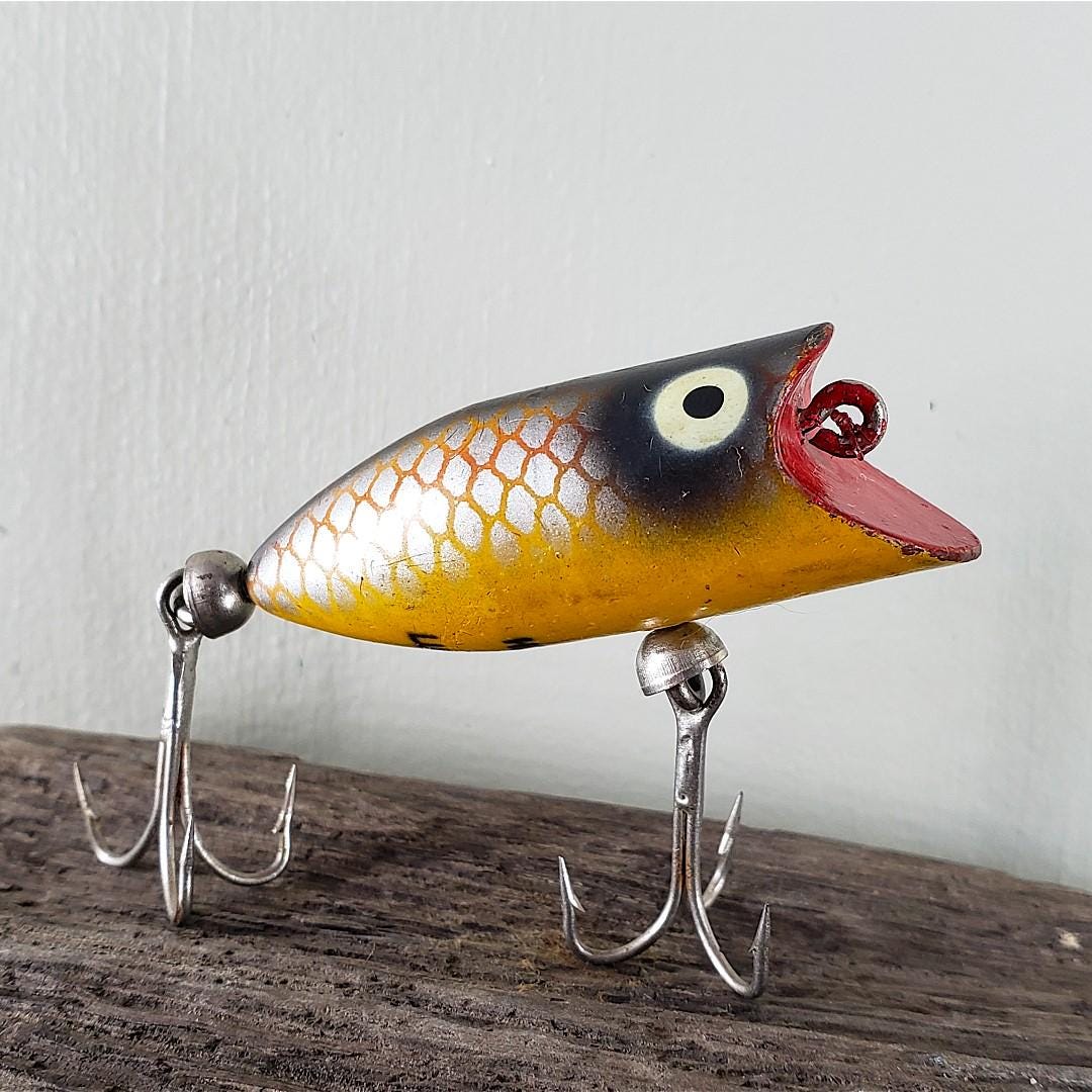 Vintage Heddon Tiny Lucky 13 Fishing Lure - Spook Model #370