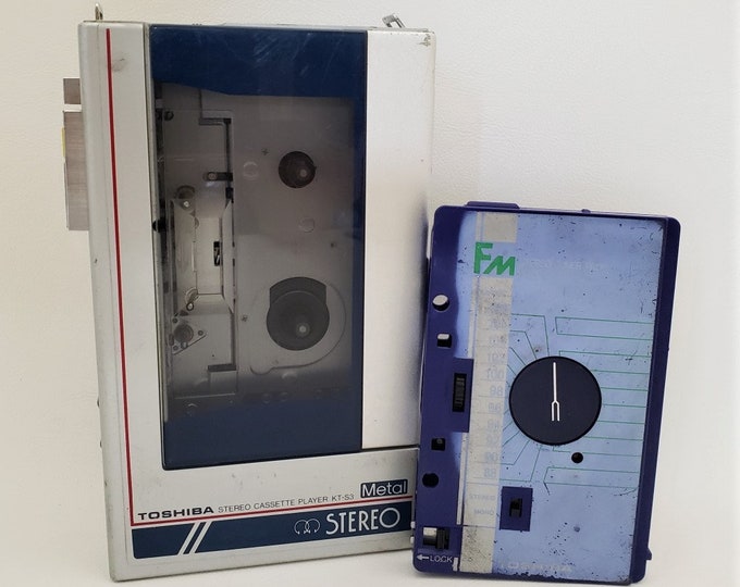 Asis Vintage Toshiba Stereo Cassette Player Model KTS3 W/ FM Stereo