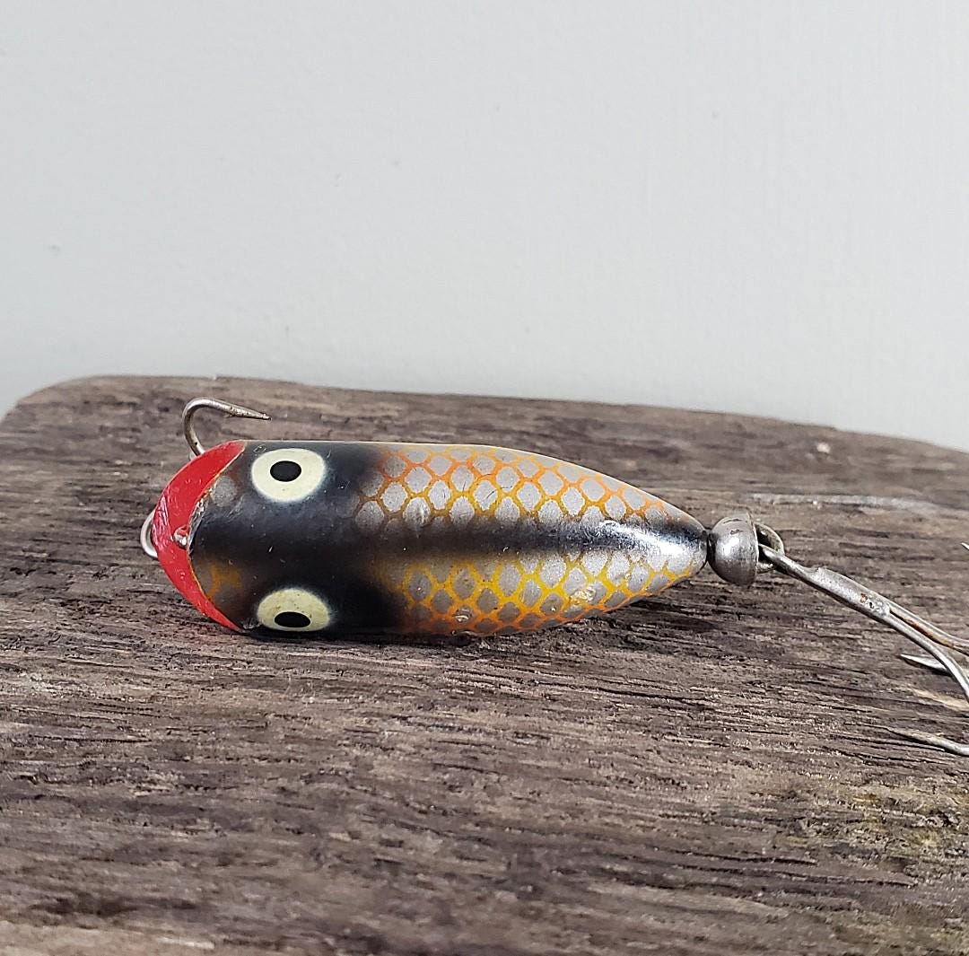 antique fishing lure skipjackebay.com Vintage Heddon Tiny Lucky 13 Fishing Lure - Spook Model #370 - Yellow,  Silver, Black and Red