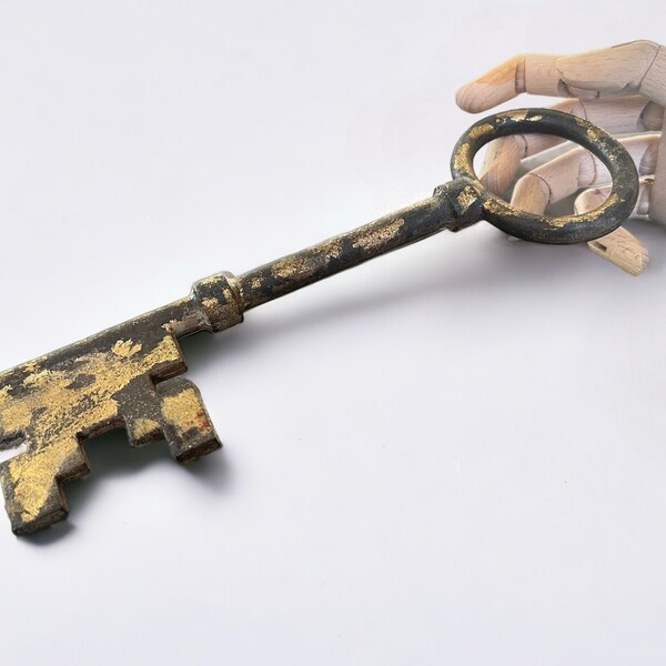 Giant Vintage Skeleton Key, Vintage Black and Gold Repop Skeleton Key, Old Skeleton Key, Pirates Chest Giant Skeleton Key