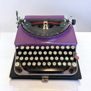 1930&#39;s Remington Portable #3 Typewriter with Case and Key, Vintage Two Toned Purple Remington Portable No. 3 Typewriter, Needs Fine Tuning
