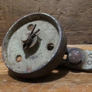 Antique Cast Iron Factory Cart Wheel, Rustic Americana, Industrial Wheel, Antique Cart Wheel, Antique Industrial Decor, Castor Wheel