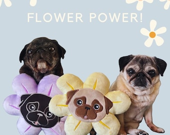 Cojín pequeño con diseño de carlino y flores | Cojín de perro hecho a mano | Cojín de carlino bordado
