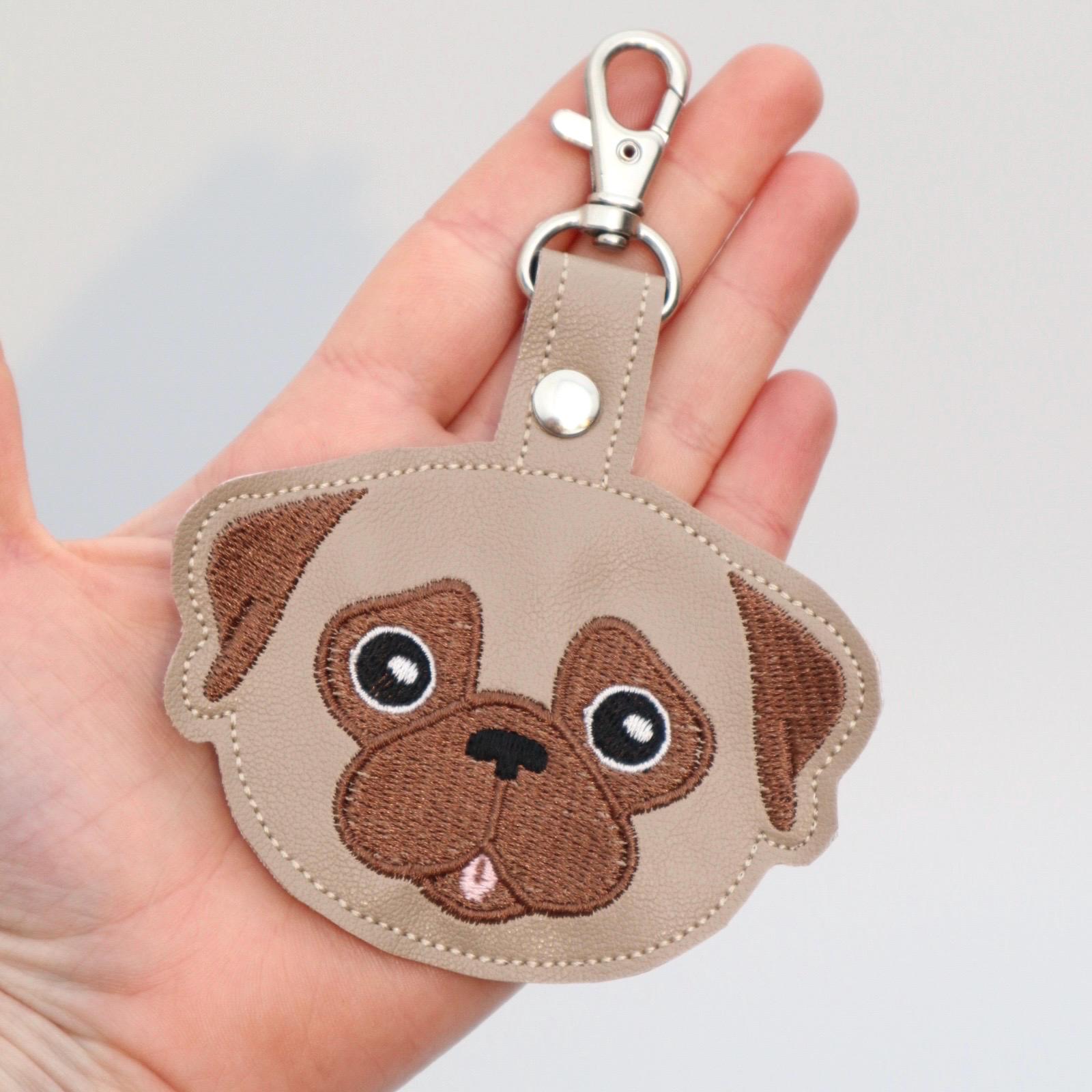 パグのキーホルダー - Etsy 日本