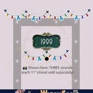 MerryTime Cruise Door Magnet: Holiday Light Strand