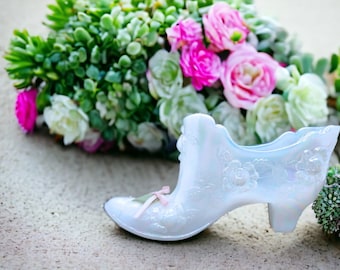 Captivating Vintage Fenton Glass Iridescent White Shoe - 5.5 Inches of Whimsical Elegance!