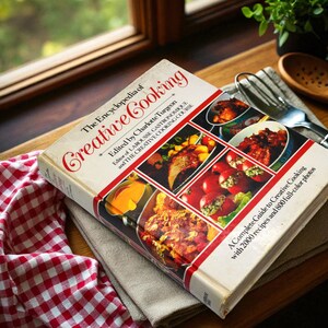 Vintage 1980 Encyclopedia of Creative Cooking – Hardcover Cookbook, 2000 Recipes, 800 Full-Color Photos, Edited by Charlotte Turgeon