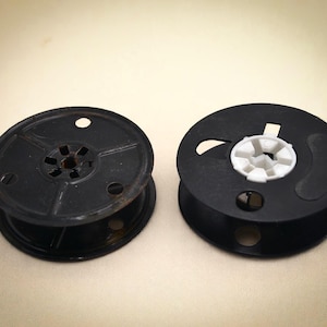 Mini Reel-To-Reel Spools – Vintage 2&quot; Plastic & Metal Take-Up Reels – Audio Restoration Parts – Mixed Pair