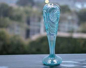Radiant Elegance: Captivating Fenton Pinwheel Aztec 95th Anniversary Carnival Glass Green Vase