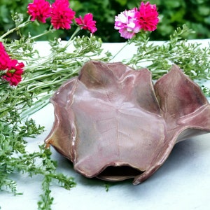 Vintage Handcrafted Pottery Leaf Bowl - 1970s C. Pride Signed Artisan Piece