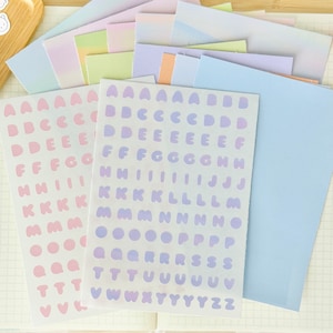 Feuille d'autocollants déco alphabet COULEURS MÉLANGÉES | Stickers Bullet Journal, Stickers agenda mignons, Stickers scrapbooking, Lettre pour correspondance | couleurs mélangées