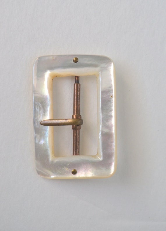 Vintage Mother of Pearl Buckle Vintage Mother of Pearl Buckle