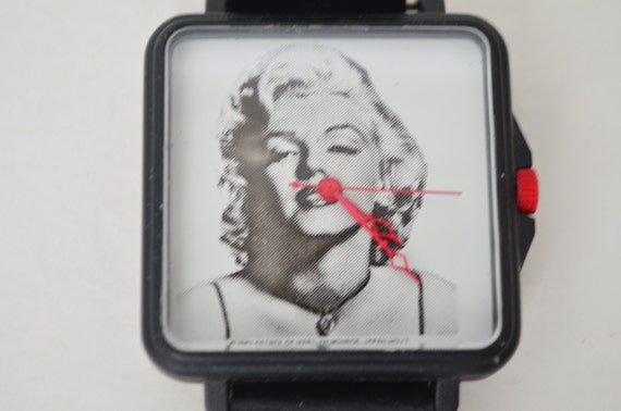 Rare VTG 1981 Legendary Marilyn Monroe Unisex Wat… - image 2