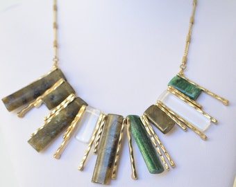 Vintage Brazilian Natural Rectangle Green Jade Gemstone Clear Quartz Drape Gold Tone Bar Chain Statement Necklace  S1