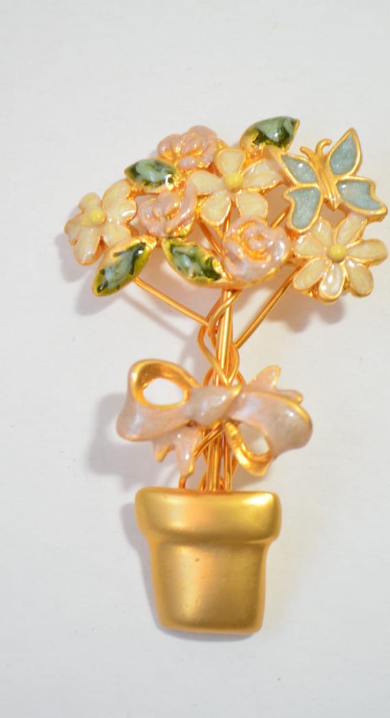 Vintage Gold Plated Enamel Yellow Pearl Color Flow