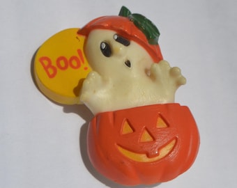 Vintage Hallmark Cards INc White Ghost Trick Or Treat Pumpkin Boo Resin Brooch Pin