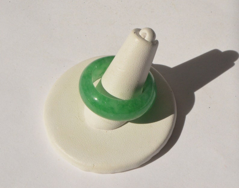 Vintage Natural Genuine Apple Green Translucent Jadeite Jade Unisex Band Ring Size 10.5