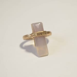 Vintage Natural Genuine Light Gray Jade Jadeite Gold Plated Textured Ring Size 7
