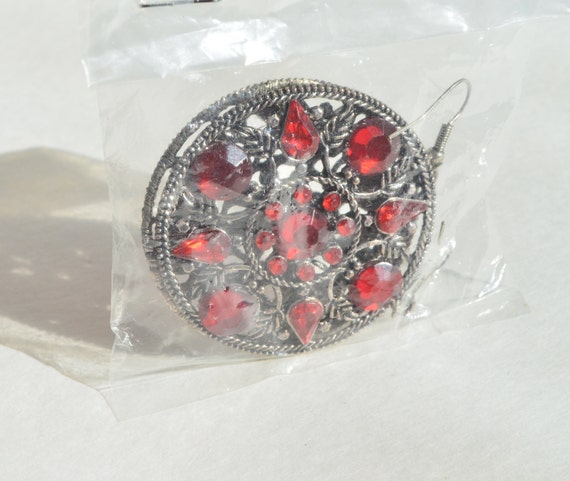 Silver Tone Ruby Red Rhinestone Flower Leaf Desig… - image 1