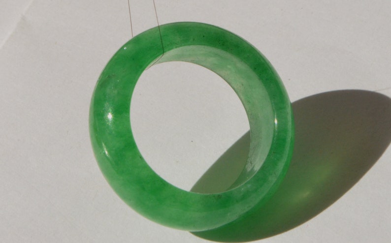 Vintage Natural Genuine Apple Green Translucent Jadeite Jade Unisex Band Ring Size 10.5
