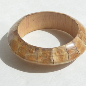 Vintage Handcrafted Natural Hardwood Tortoise Imitation Cover Chunky Bangle Bracelets 71 mm 8.75&quot;