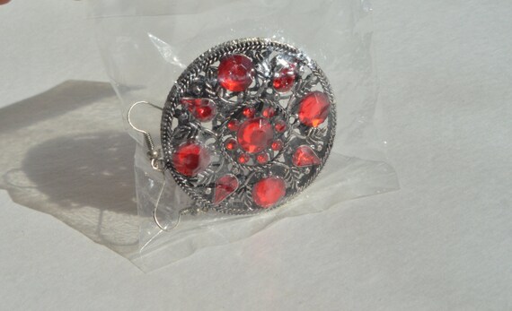 Silver Tone Ruby Red Rhinestone Flower Leaf Desig… - image 3