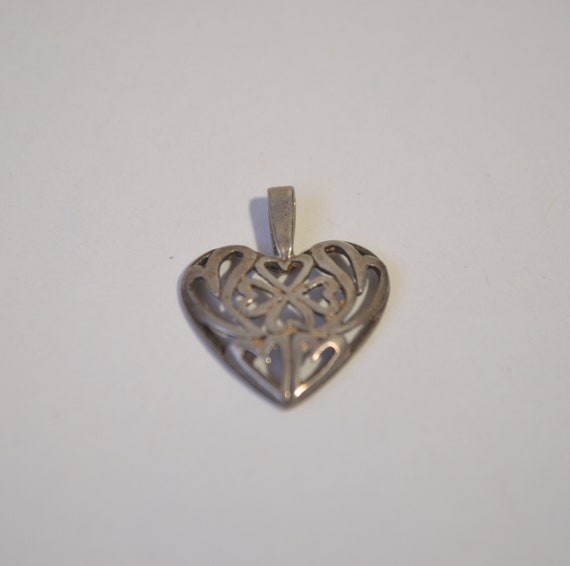 Vintage Sterling Silver 925 Signed Heart Filigree Pendant Necklace 